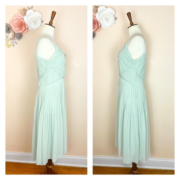 New! REISS Thora Pleated Chiffon Midi Dress in Mint Green - Picture 7 of 10